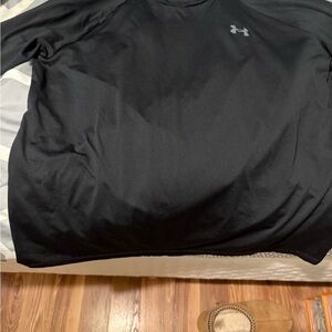 Under Armour Black Long Sleeve Performance Tee
